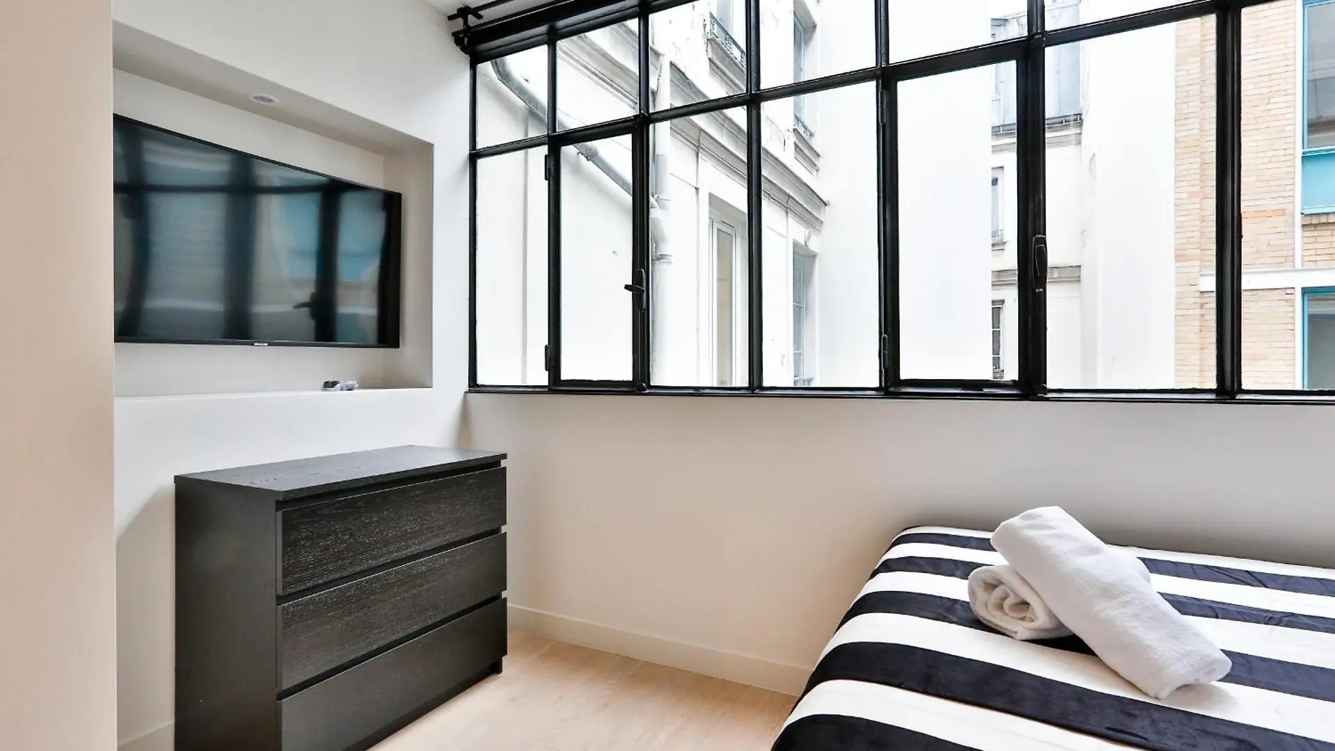 Blue Nights - Sebastopol Appartement Parijs