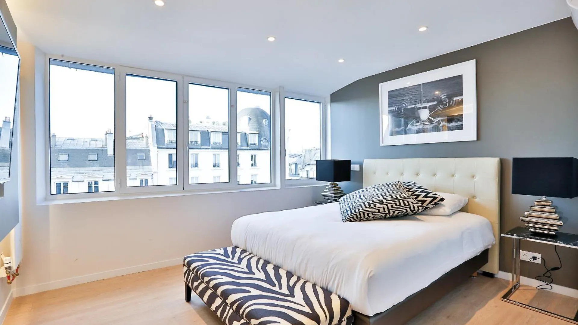 Blue Nights - Sebastopol Apartment *