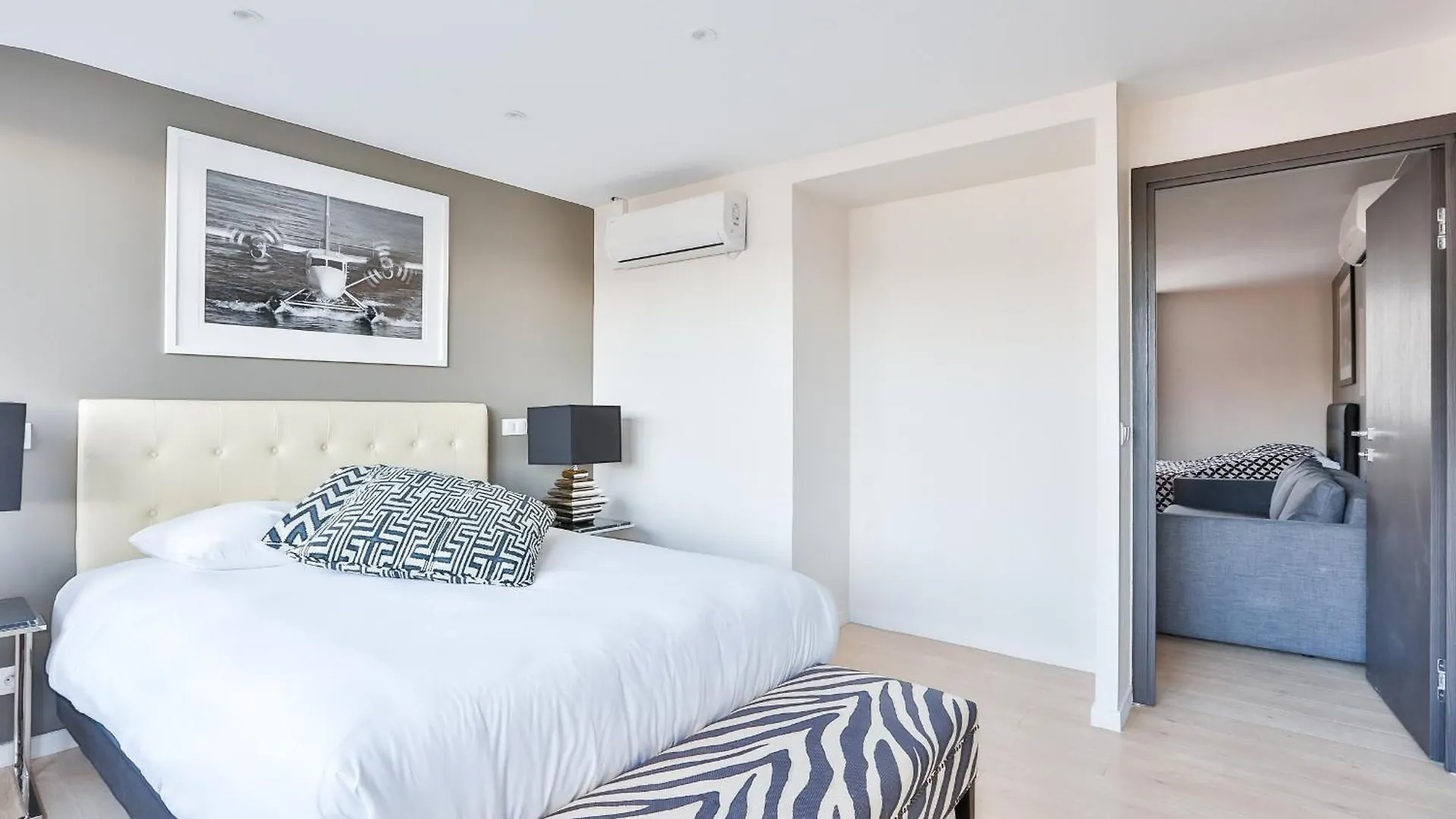 Apartment Blue Nights - Sebastopol Paris